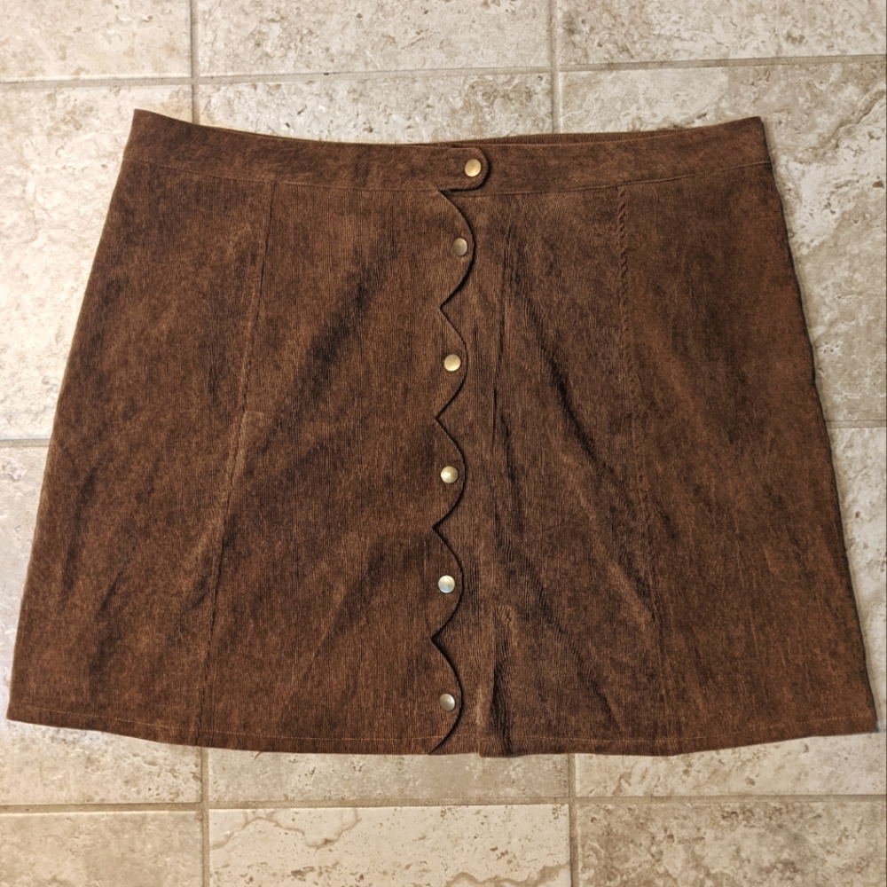 Loveriche Plus Size mini-skirt NWT